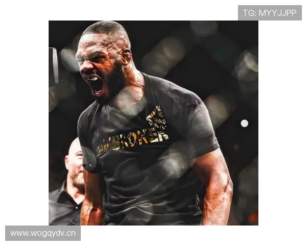 乔恩·琼斯训练完顺手买了辆法拉利，说油费比蛋白粉便宜